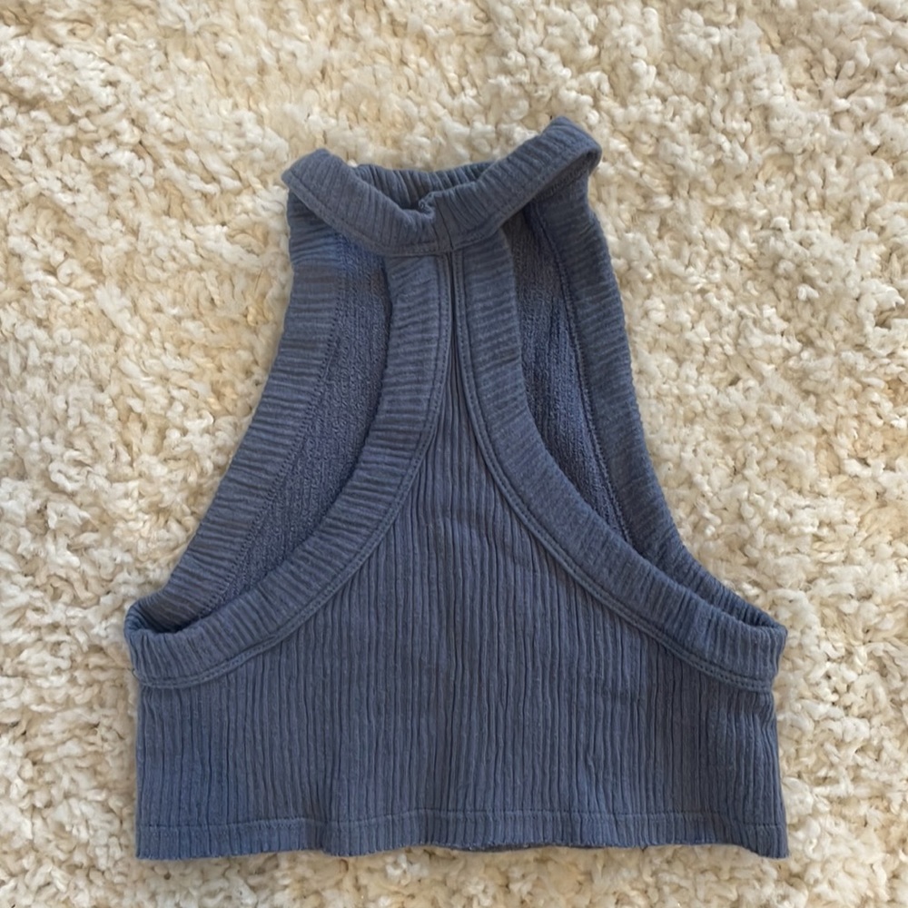 Halter crop top - Picture 2 of 2